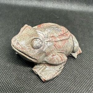 Picture jasper frog